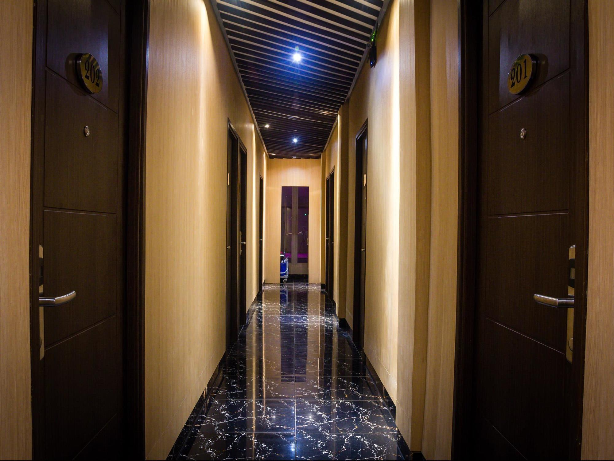 Madu Inn Джакарта Экстерьер фото
